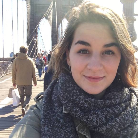 Meet your Posher, Kelsey - Picture 1 of 1